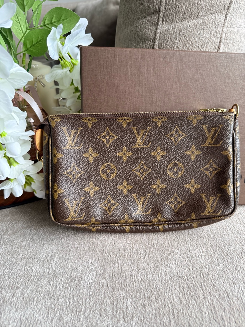 Louis Vuitton Monogram Pochette Accessories Shoulder Bag Authentic